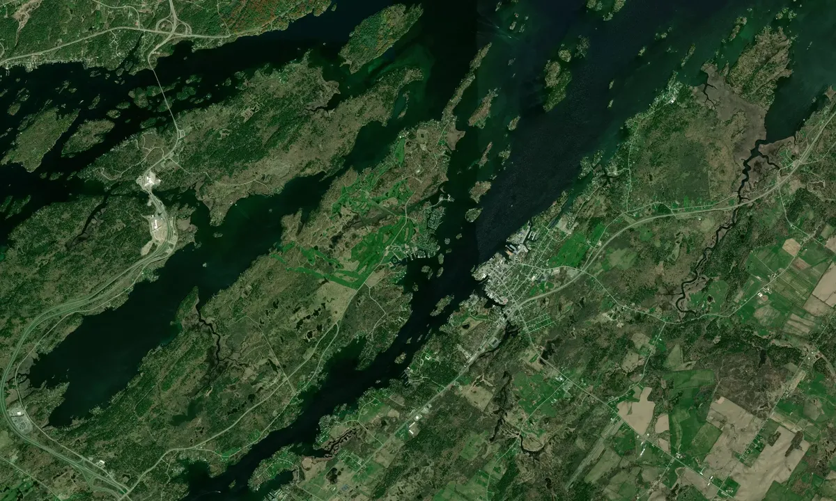 Flyfoto av 1000 Island Yacht Club 1