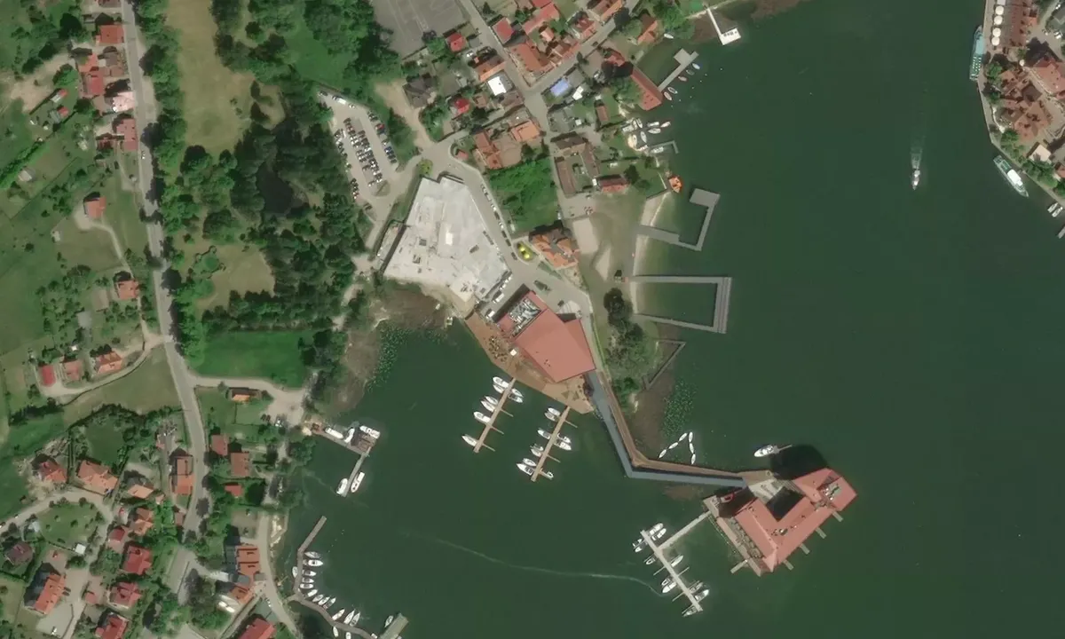 Satelite image of 180s.pl Marina Residents