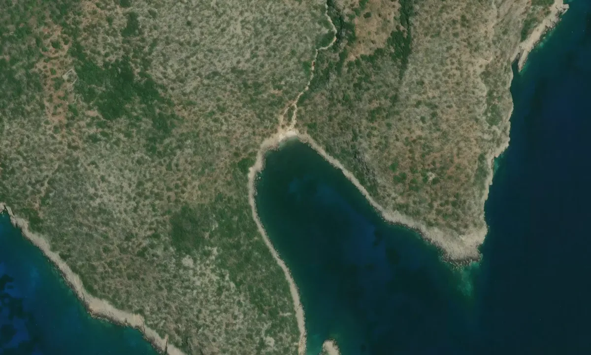 Satelite image of 2boat bay