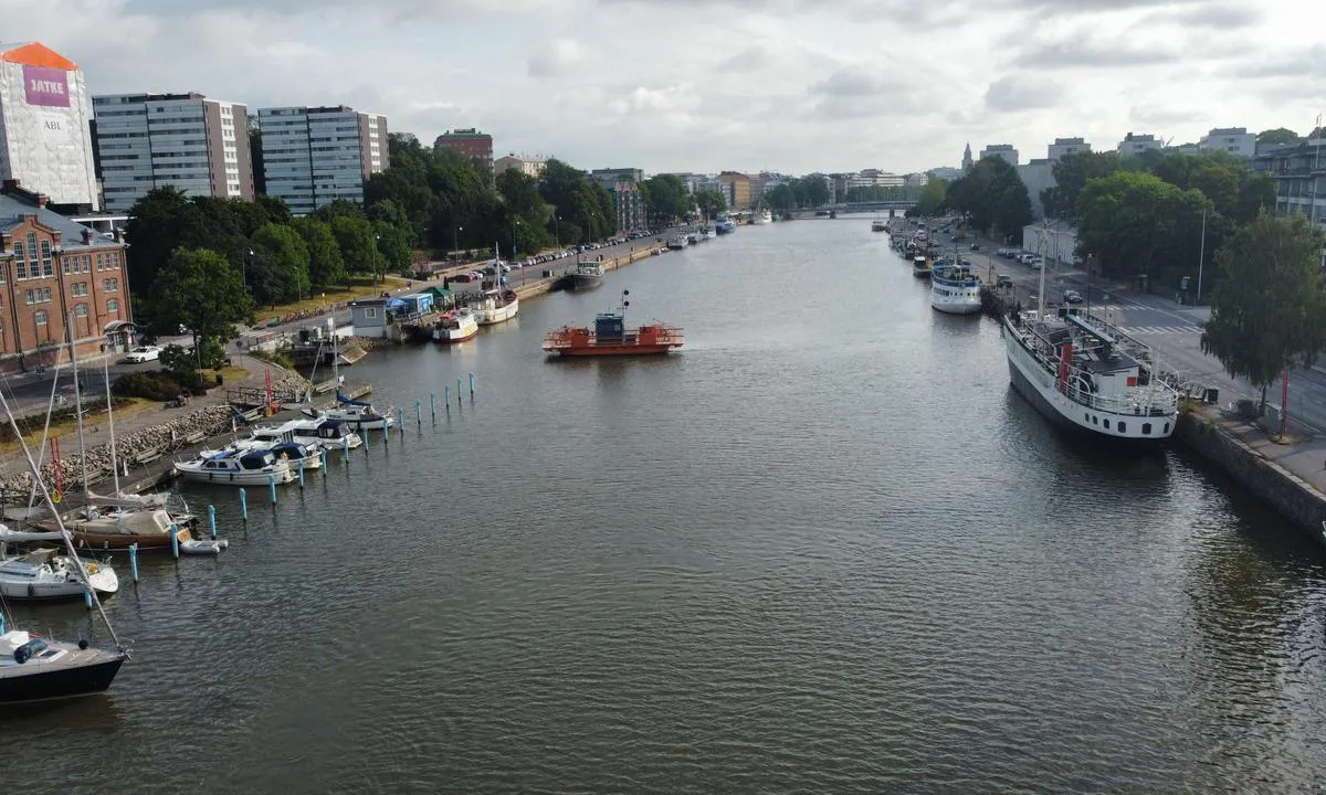 Åbo Gästhamn: {"base": "en", "no": "Turku Bymarina", "se": "\u00c5bo Stadsmarina", "en": "Turku City Marina", "da": "Turku City Marina"}