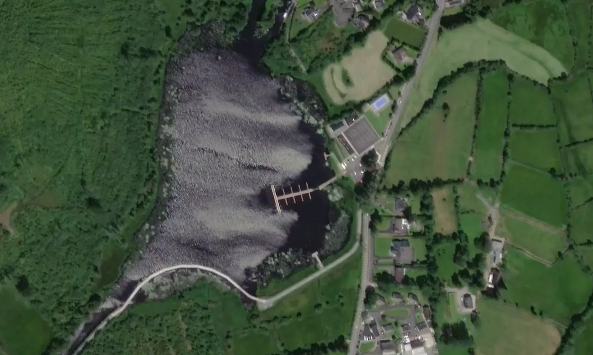 Flyfoto av Acres Lake (Public)