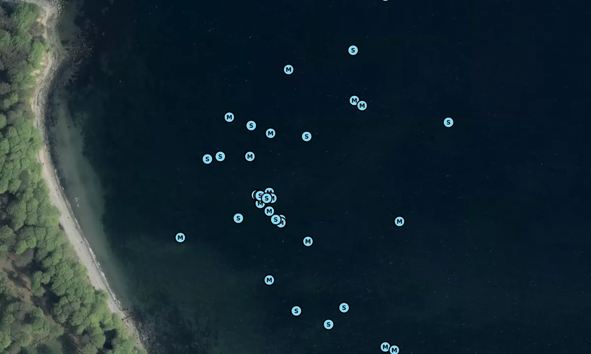 Satelite image of Æbelø E
