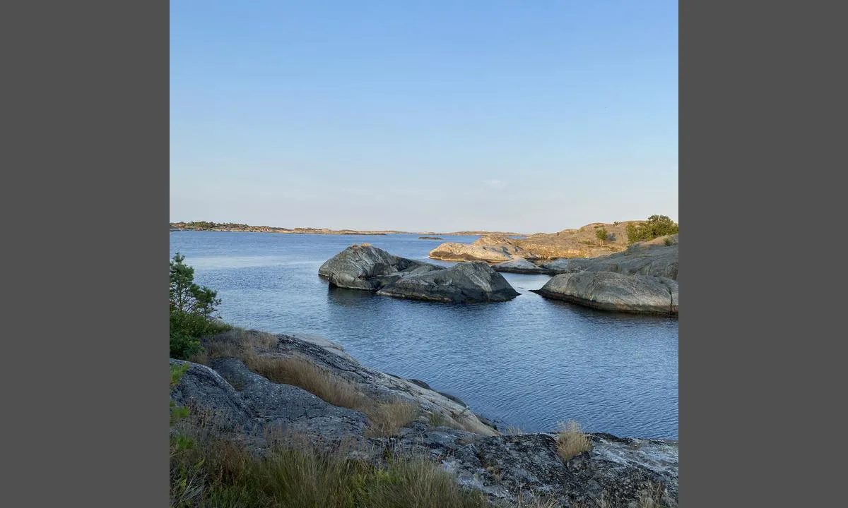 Ågerøya - Knutshavn: Innseilinga fra nord.