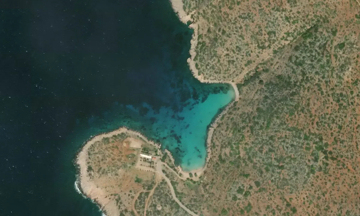 Flyfoto av Agia Dinami