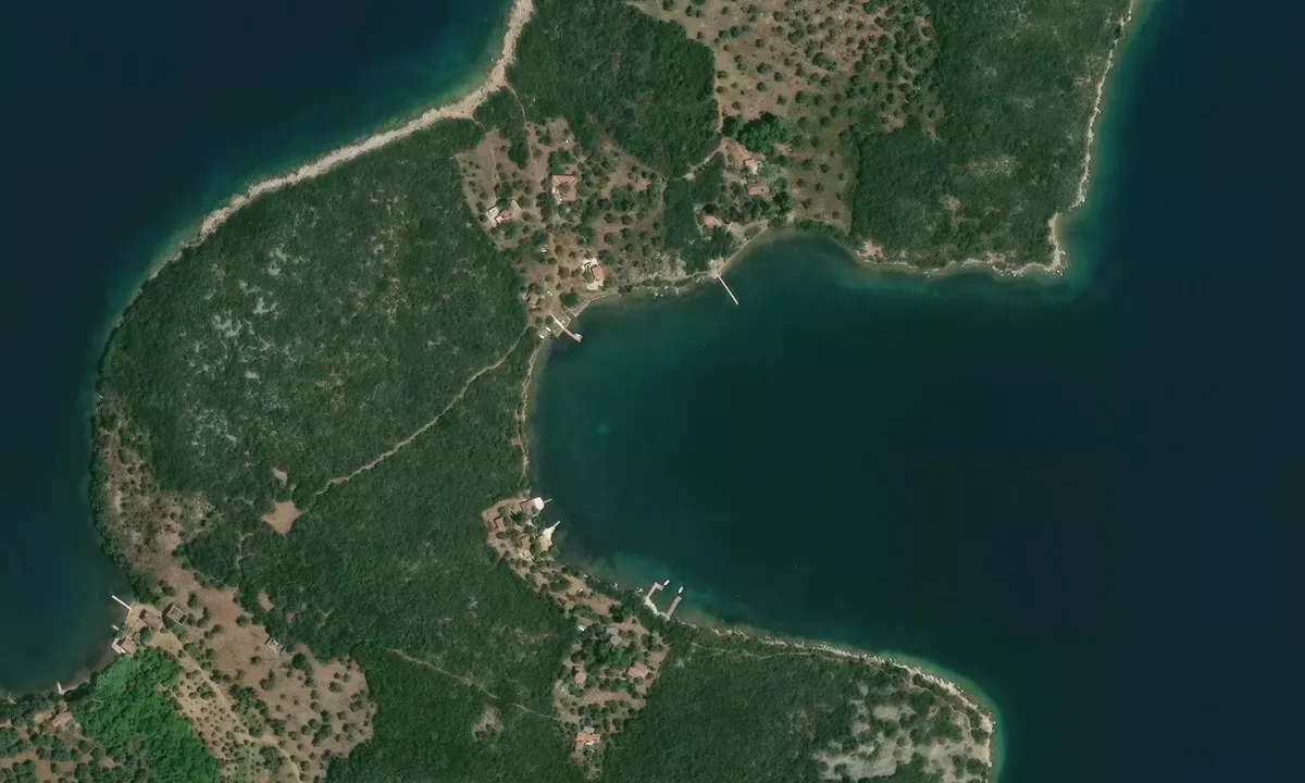 Satelite image of Agioi Apostoloi (1)