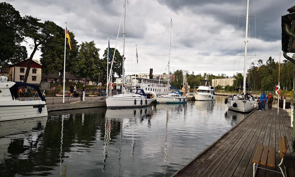 Åkerssjö: {"base": "se", "no": "Trollh\u00e4ttan \u00c5kerssj\u00f8 Liggeplass", "se": "Trollh\u00e4ttan \u00c5kerssj\u00f6 Liegeplatz", "en": "Trollh\u00e4ttan \u00c5kerssj\u00f6 Berth", "da": "Trollh\u00e4ttan \u00c5kerssj\u00f6 Liggeplads"}