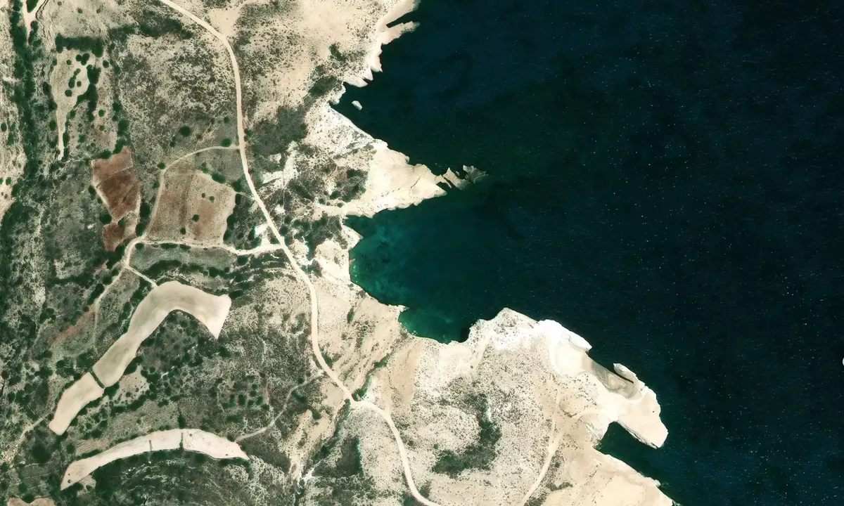 Satelite image of Akos