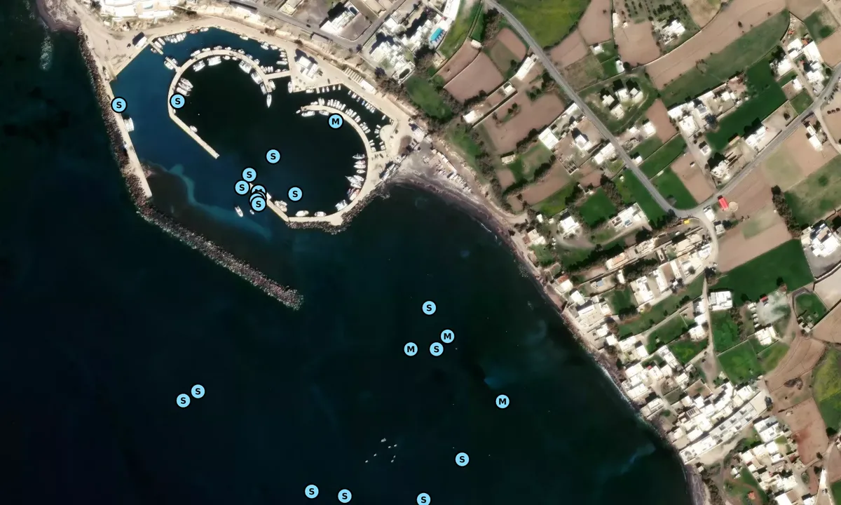 Satelite image of Ákra Exomytis