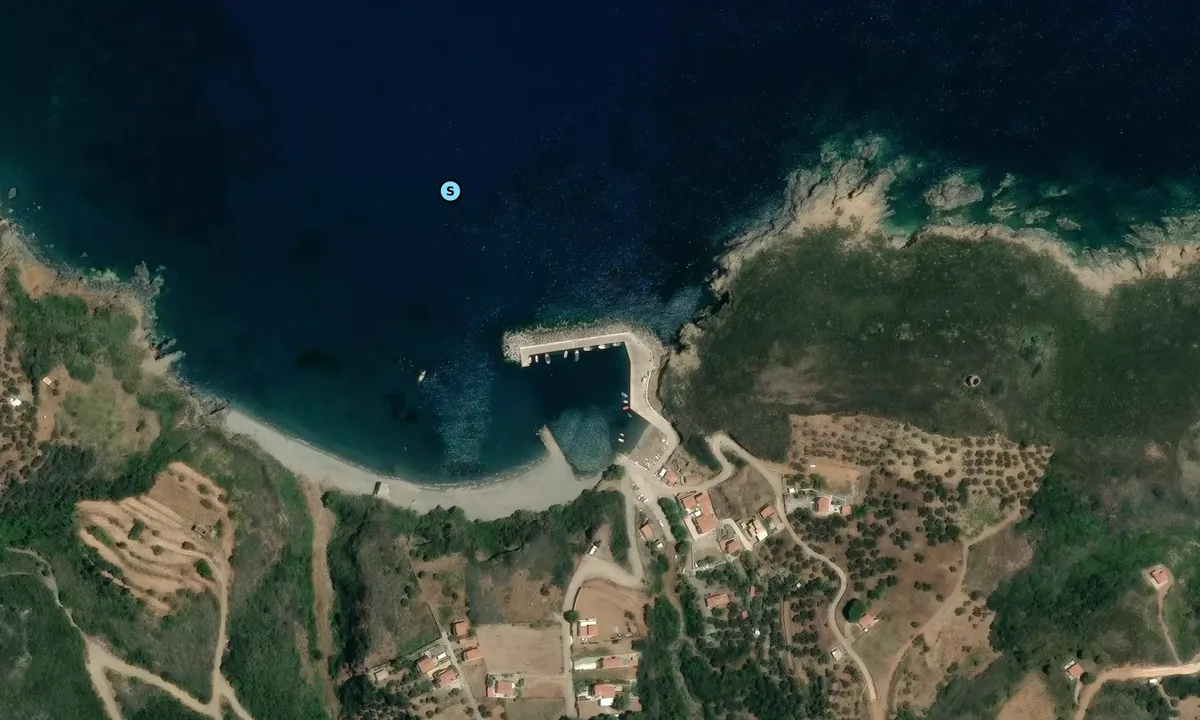 Satelite image of Αλιευτικό καταφύγιο Βελανιδίων