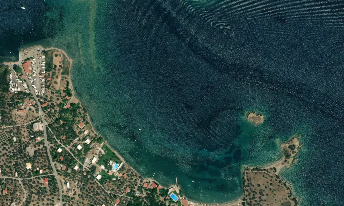 Flyfoto av Aliki Beach 1