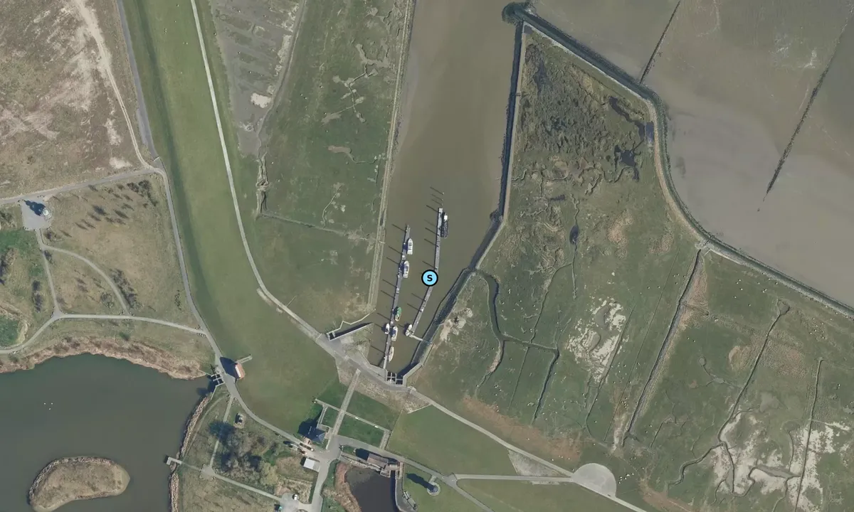 Satelite image of Altenbrucher Hafen