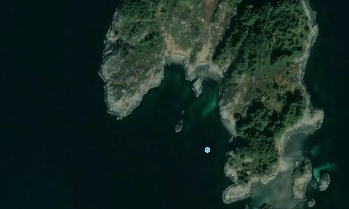 Satelite image of Alvøyna
