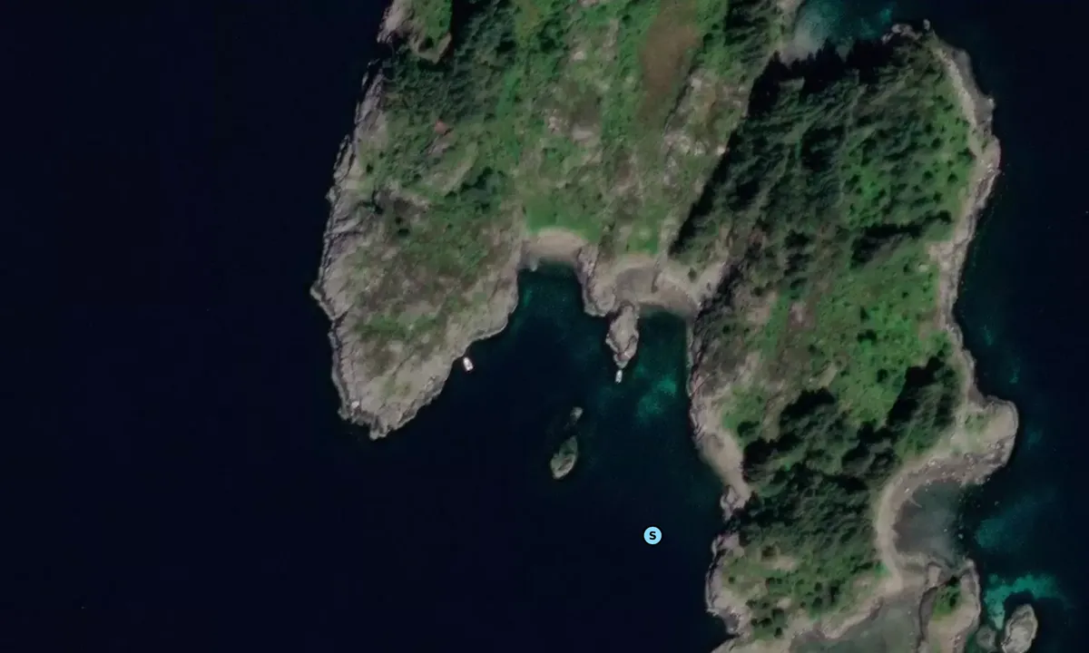 Satelite image of Alvøyna