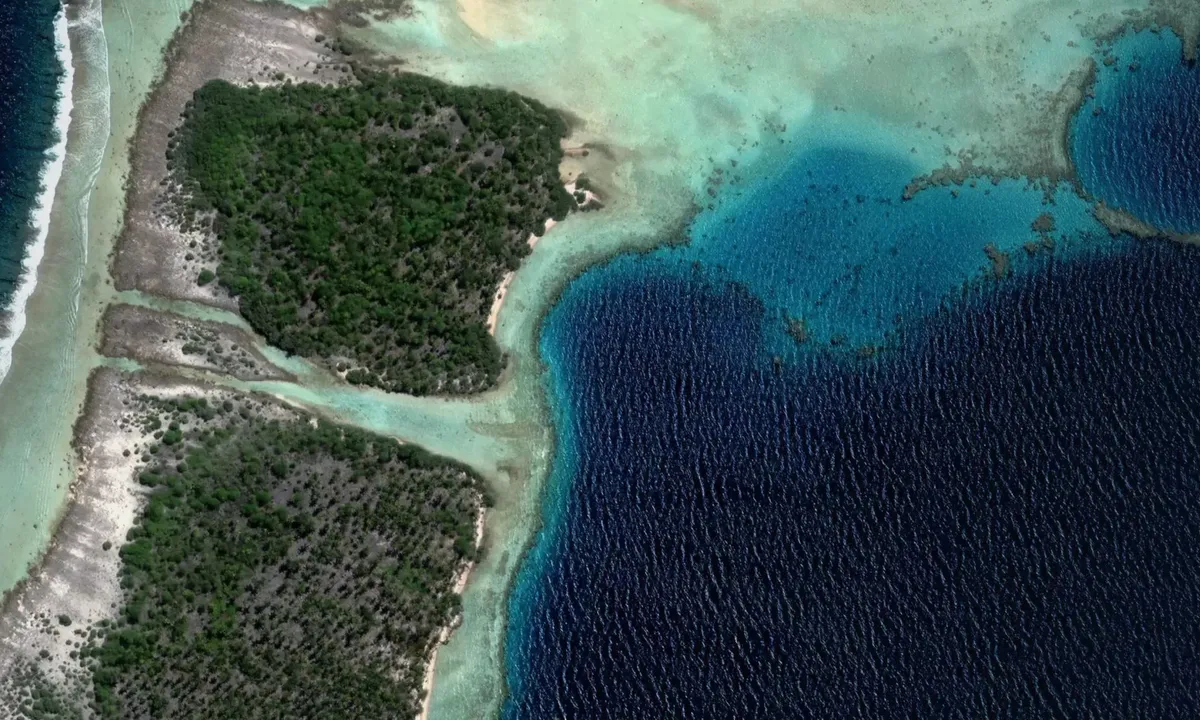 Satelite image of amanu