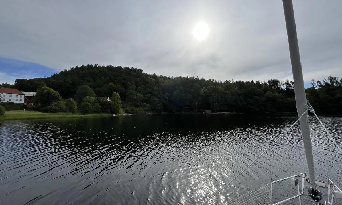 Åmlandskile: {"base": "no", "no": "Fine turmuligheter i omr\u00e5det rundt.", "se": "Fina utflyktsm\u00f6jligheter i omr\u00e5det runtomkring.", "en": "Great hiking opportunities in the surrounding area.", "da": "Gode udflugtsmuligheder i omr\u00e5det omkring."}