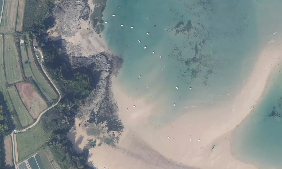 Satelite image of Anse de la Touesse