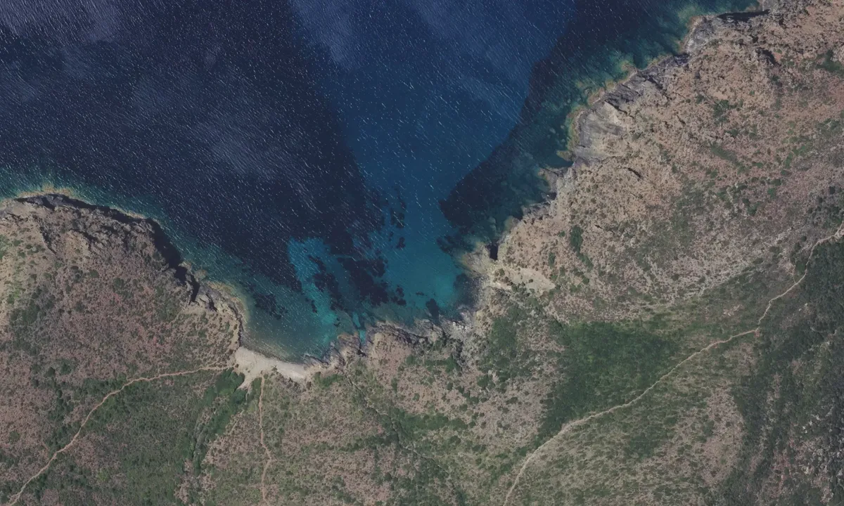 Flyfoto av Anse de l'Arinella Est