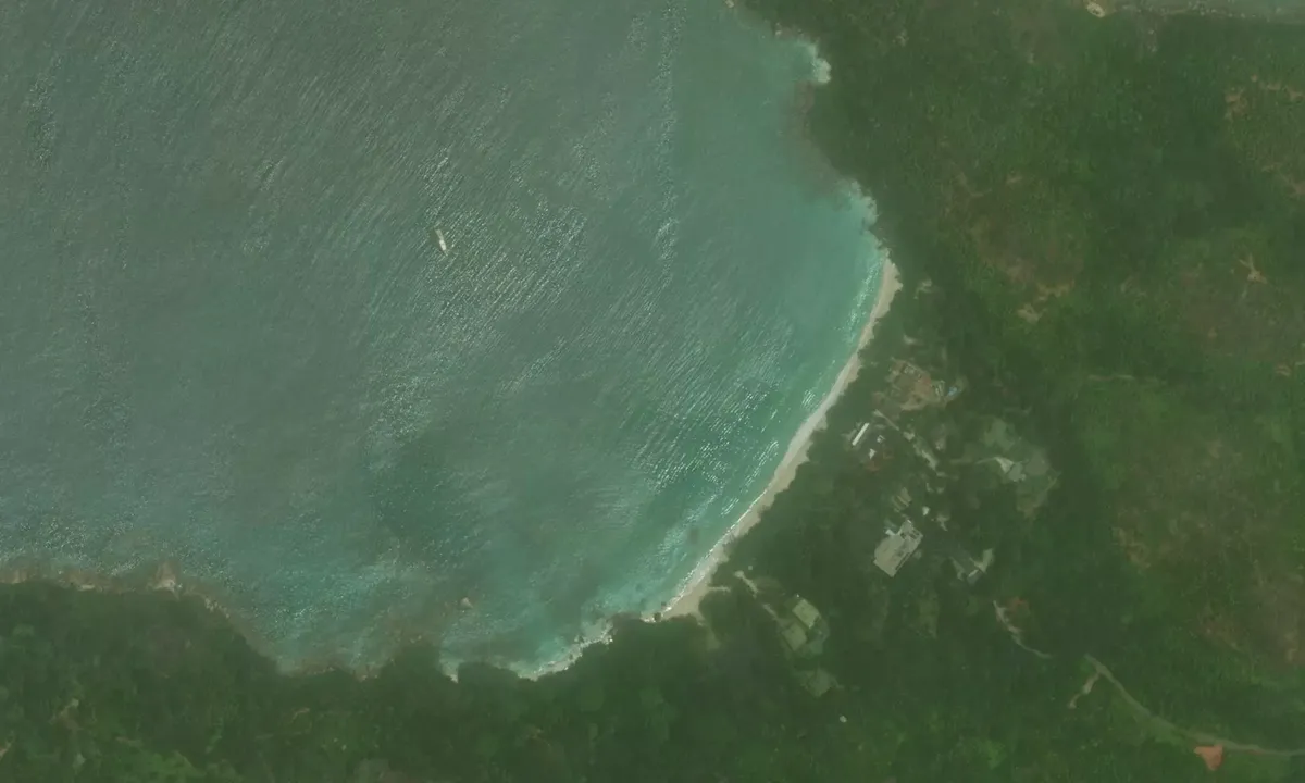 Flyfoto av Anse Lazio