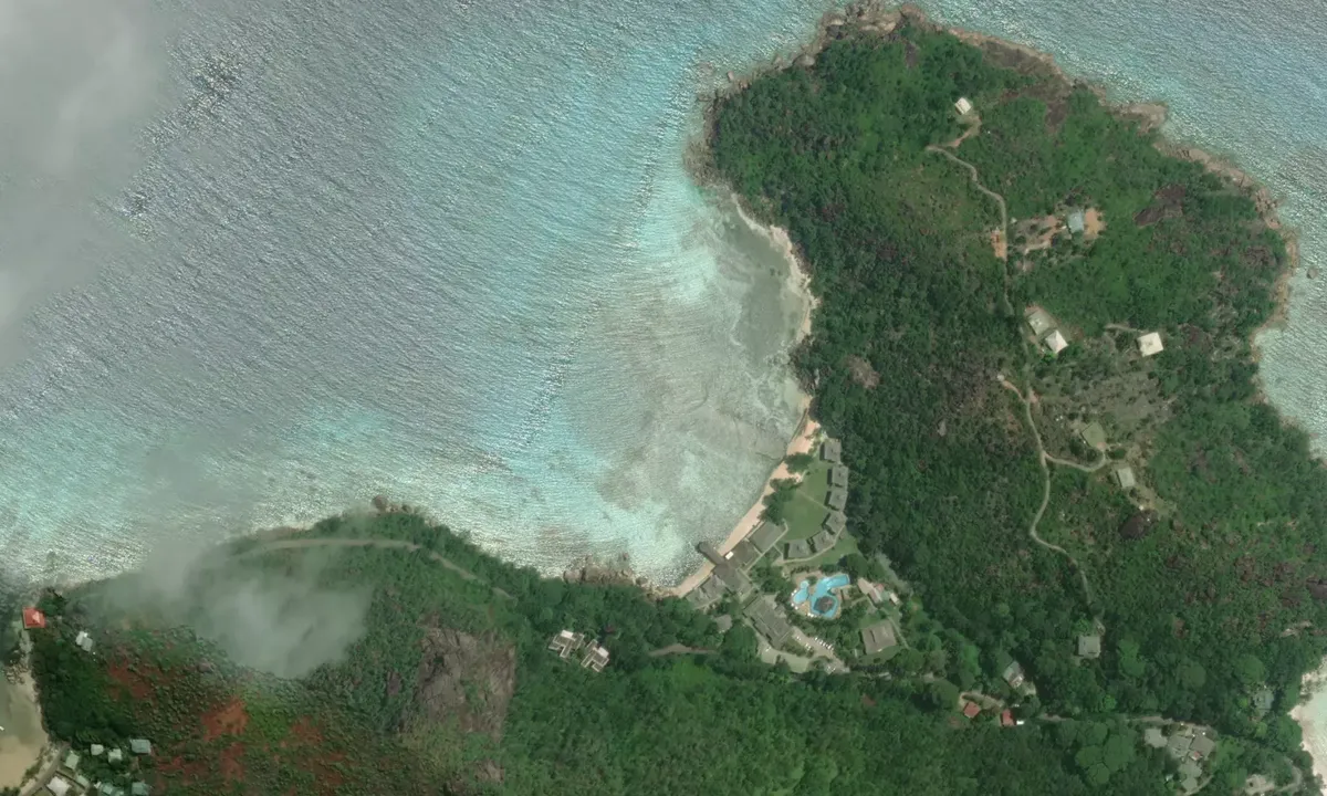Flyfoto av Anse Petite Cour