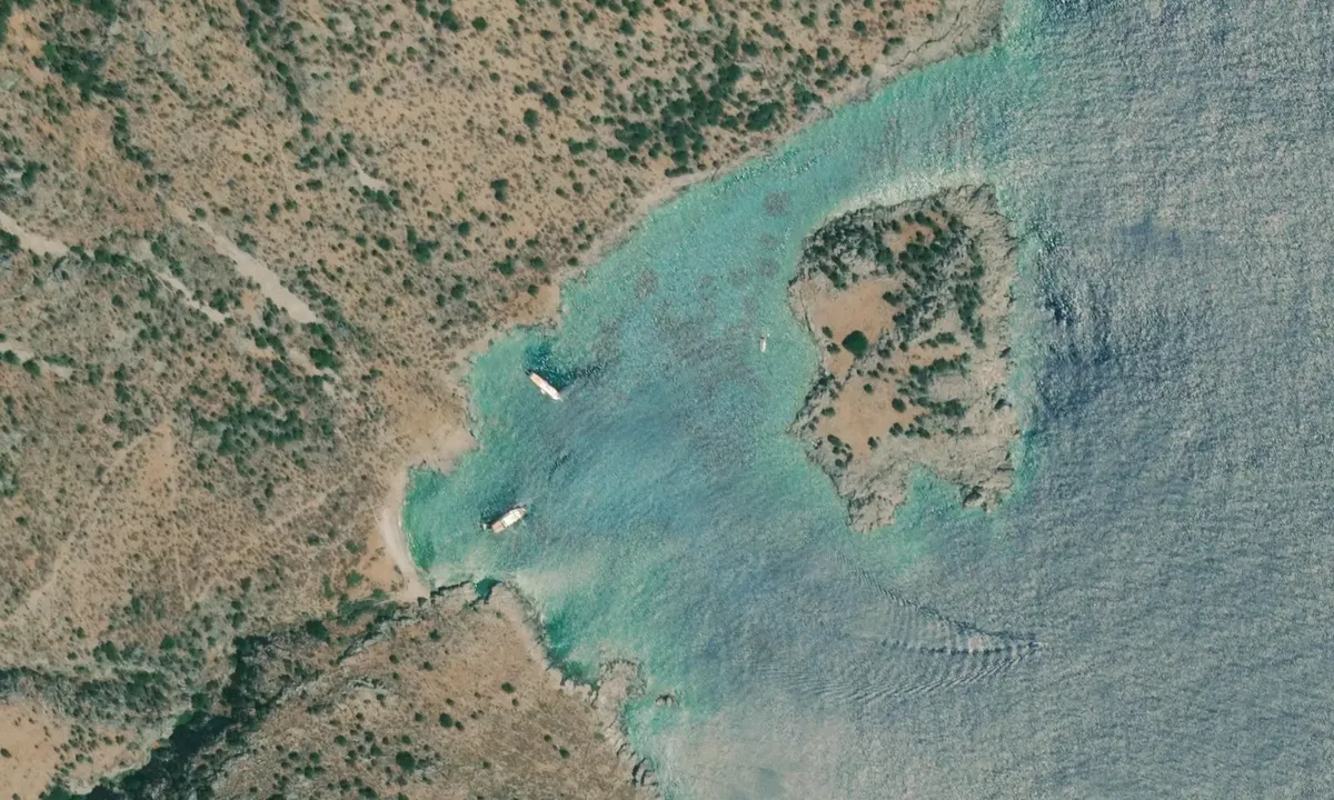 Flyfoto av Arap Adasi