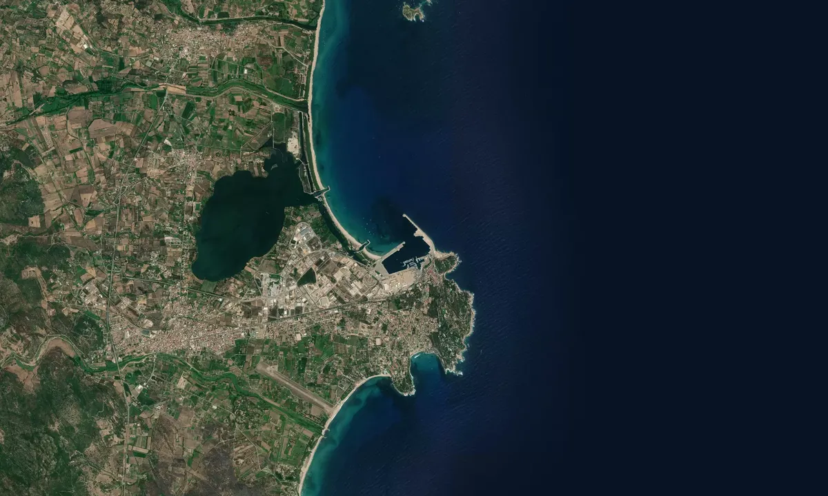 Flyfoto av Arbatax Marina