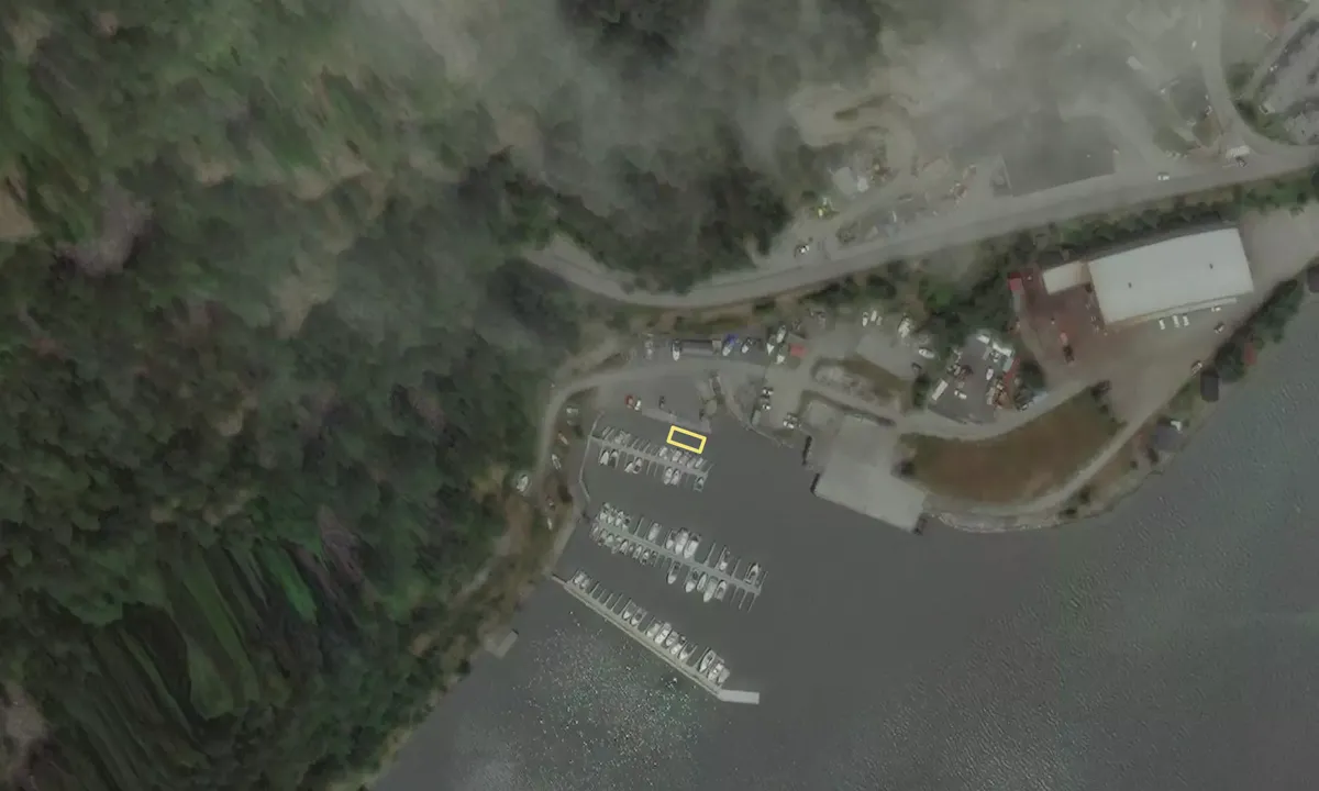 Flyfoto av Årdalstangen, Årdal Båtforening  - Sognefjorden