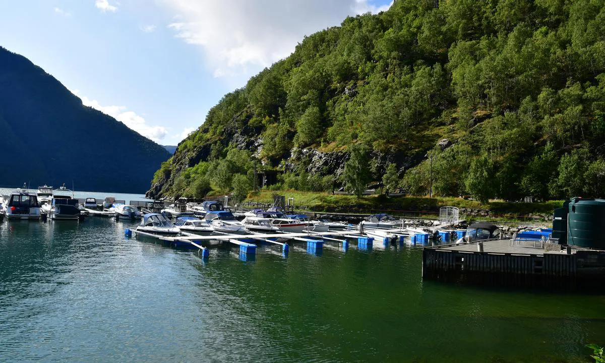 Årdalstangen, Årdal Båtforening  - Sognefjorden