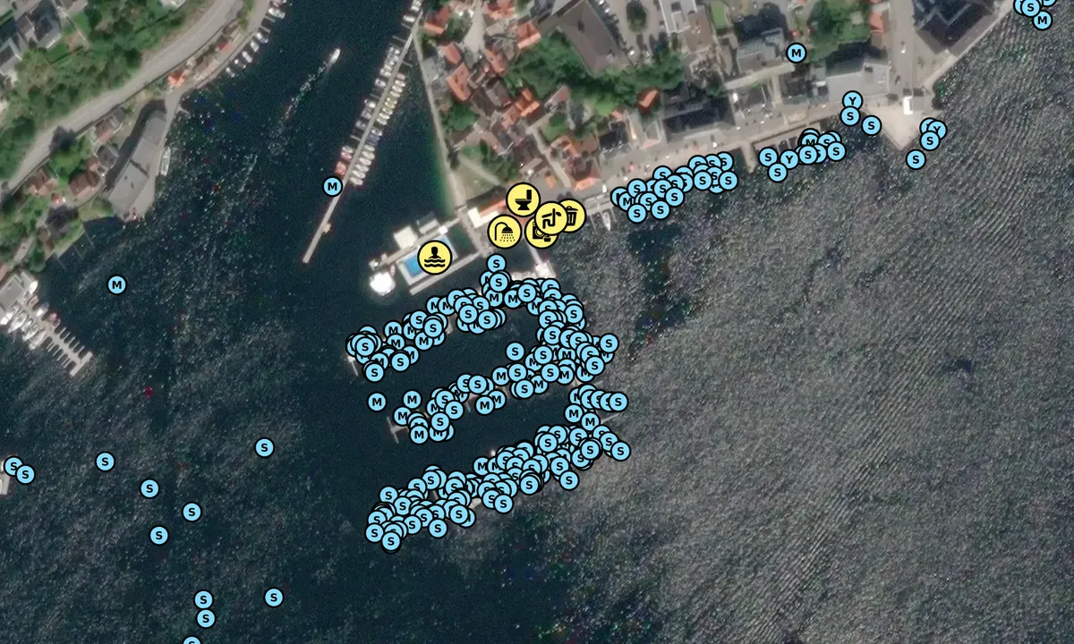 Satelite image of Arendal Gjestehavn