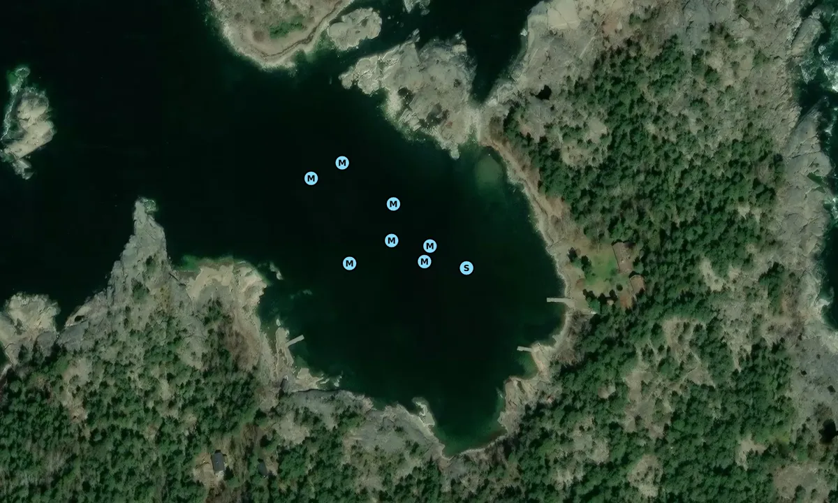 Satelite image of Arholma Skvallerhamnen