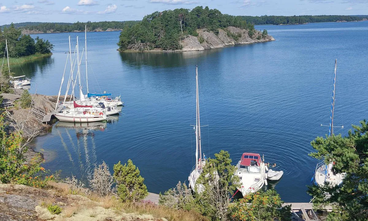Arkholmarna: {"base": "se", "no": "Nordbryggene", "se": "Norra bryggorna", "en": "Northern Piers", "da": "Nordkajerne"}
