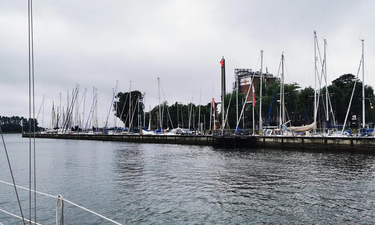 {"base": "da", "no": "ASC Marina Kappeln", "se": "ASC Marina Kappeln", "en": "ASC Marina Kappeln", "da": "ASC Marina Kappeln"}