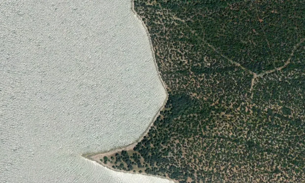 Satelite image of Atalandi Sud