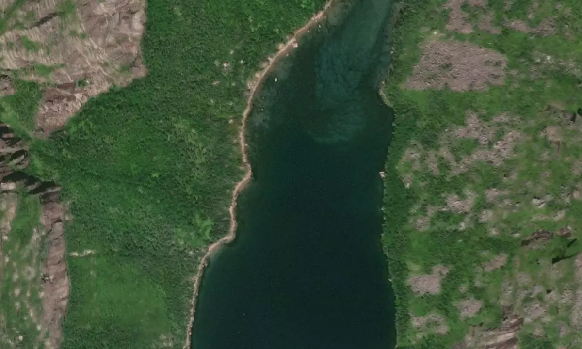 Satelite image of Aviron Bay