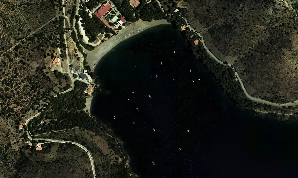 Flyfoto av Badia de Montjoi