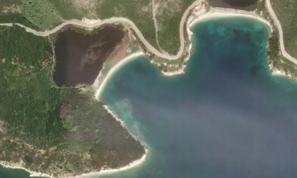 Satelite image of Baia lourida