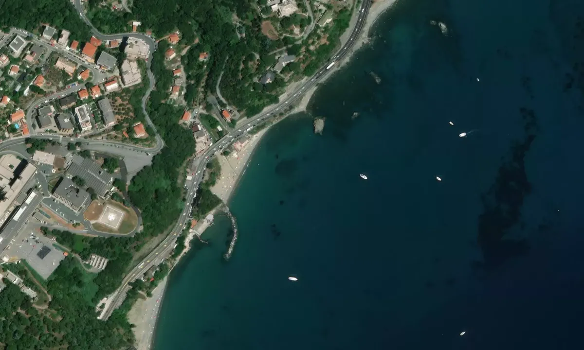Flyfoto av Baia Madonnetta