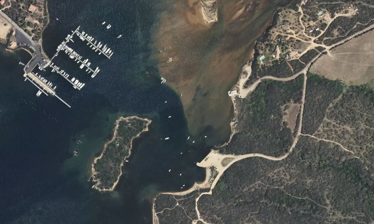 Flyfoto av Baie de Figari - Îlot du Port