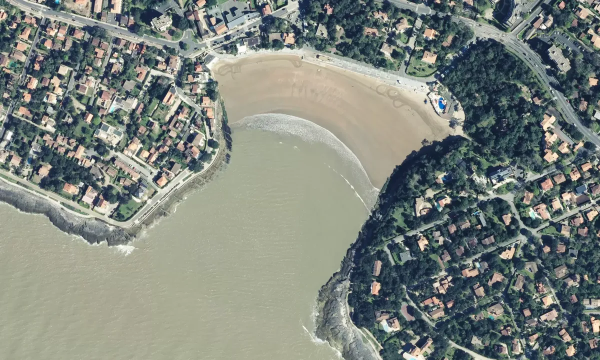 Flyfoto av Baie de Nauzan