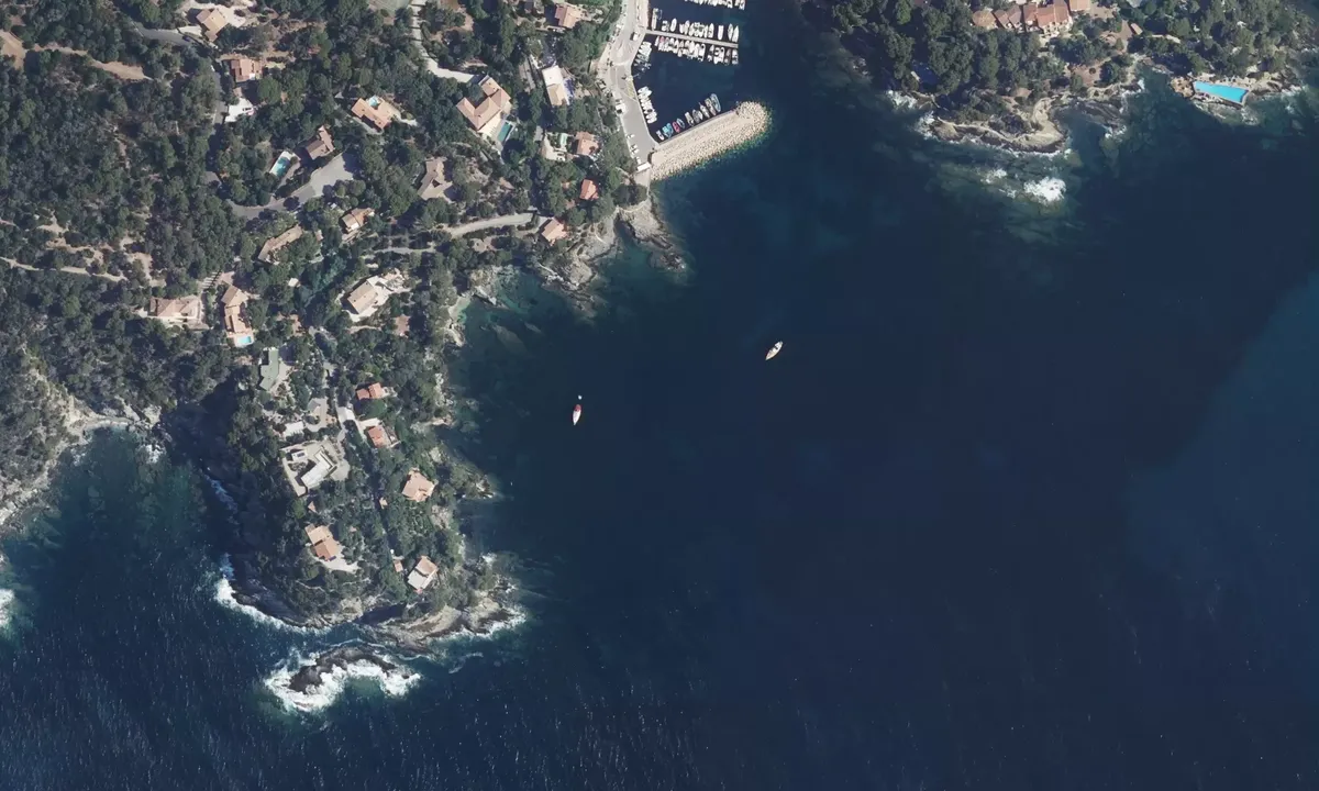 Satelite image of Baie du Niel Ouest