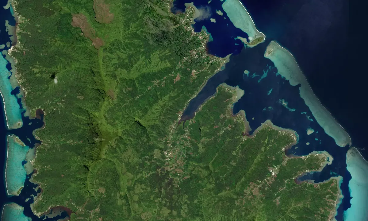 Flyfoto av Baie Faaroa