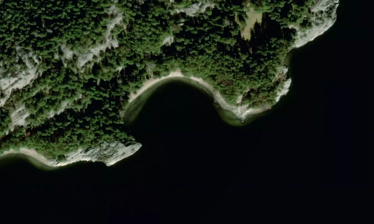 Satelite image of Bårholmen
