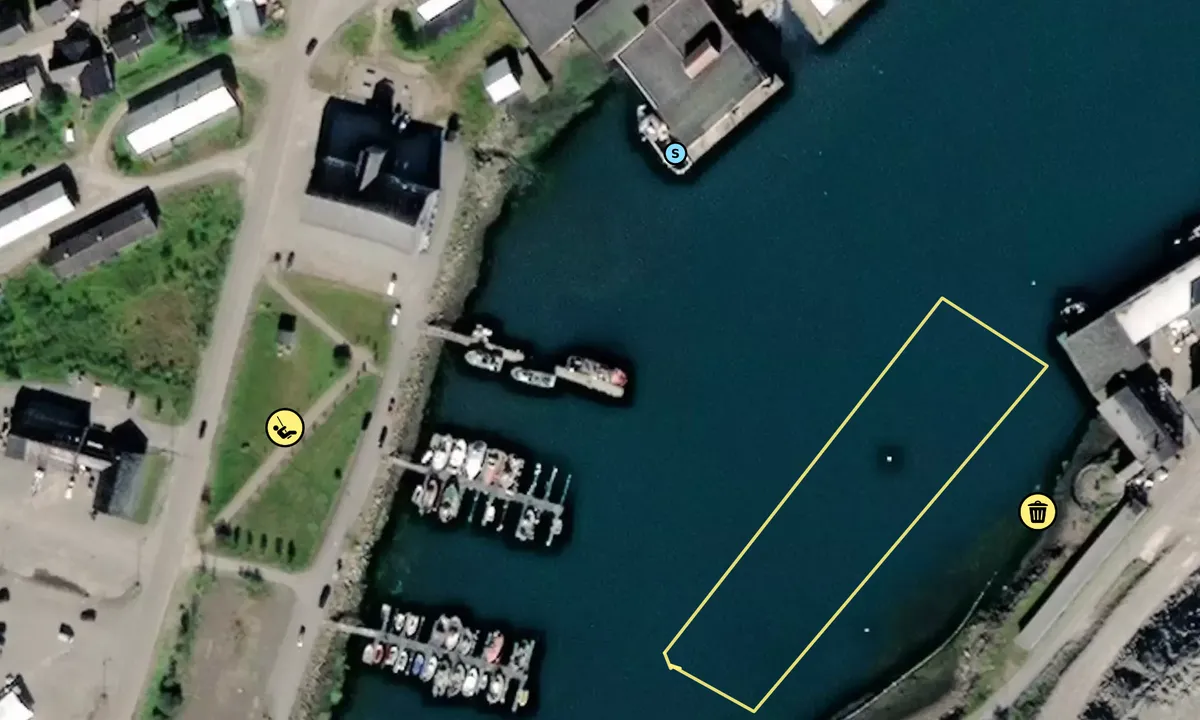 Satelite image of Båtsfjord Havn