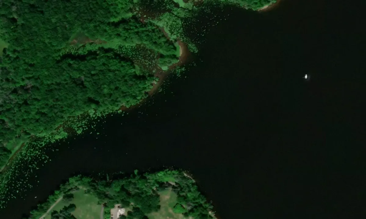 Flyfoto av Bay near lac Leamy