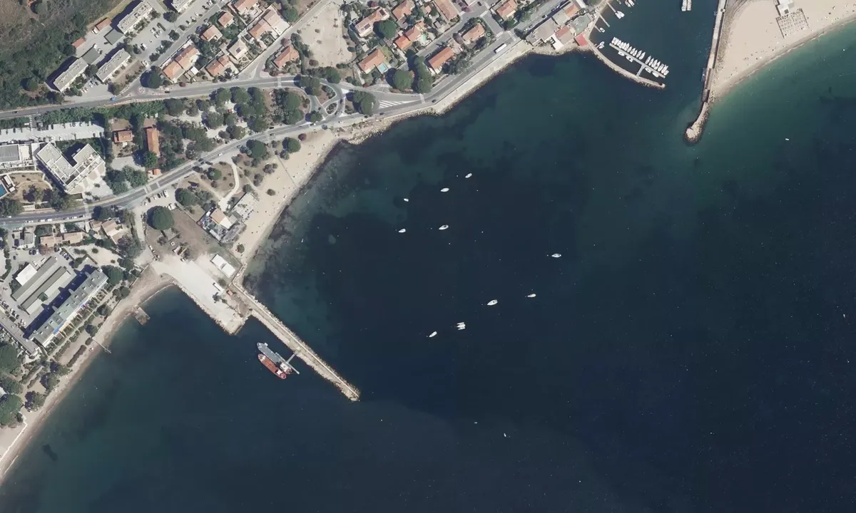 Satelite image of Berriau Plage