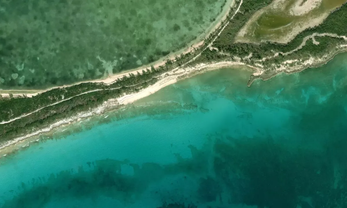 Satelite image of Bird Cay Beach