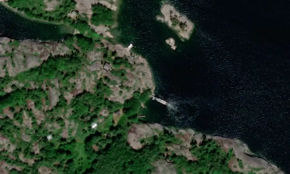 Satelite image of Björkö pir