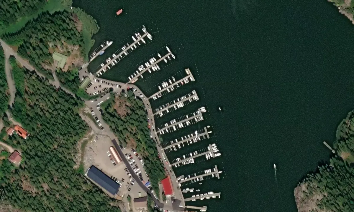 Flyfoto av Björnsö båthamn