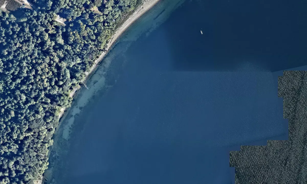 Flyfoto av Blake Island East