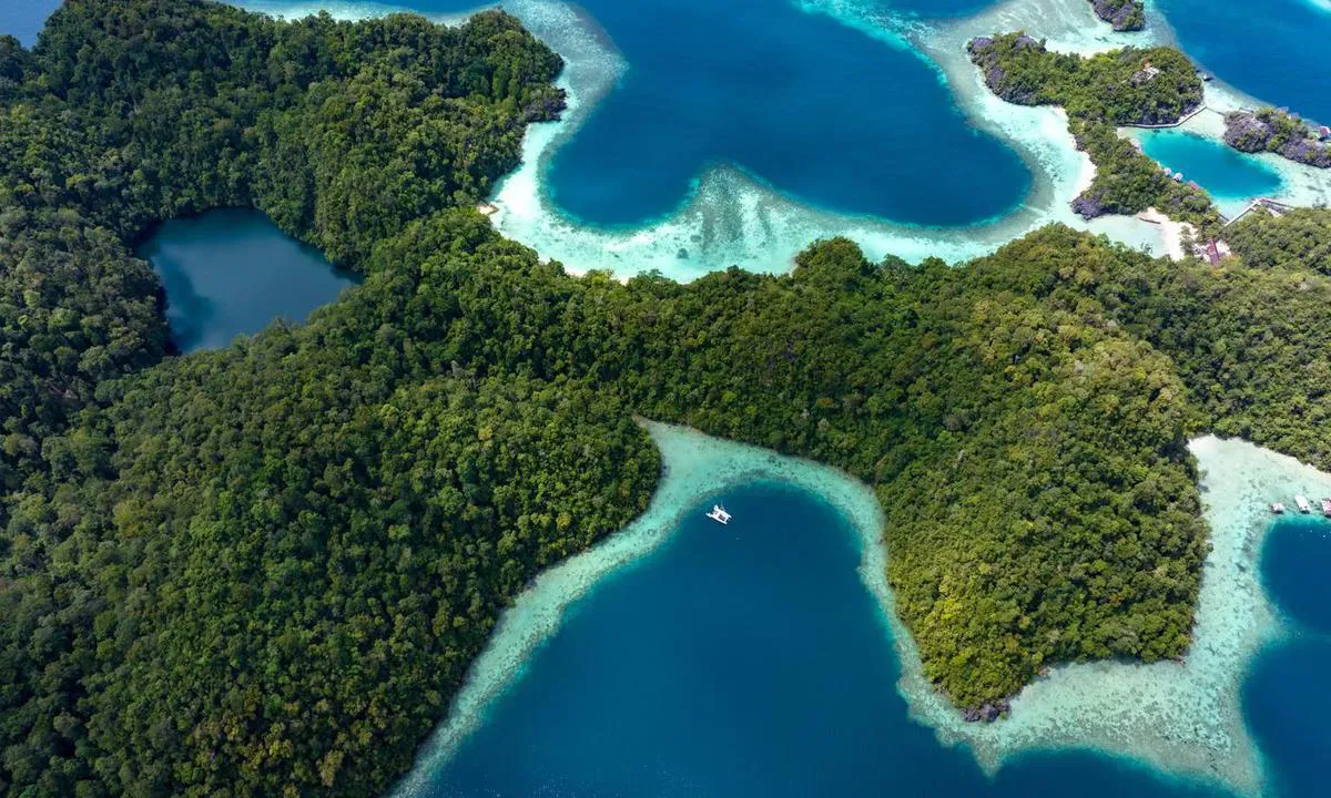 Blue Lagoon Labengki