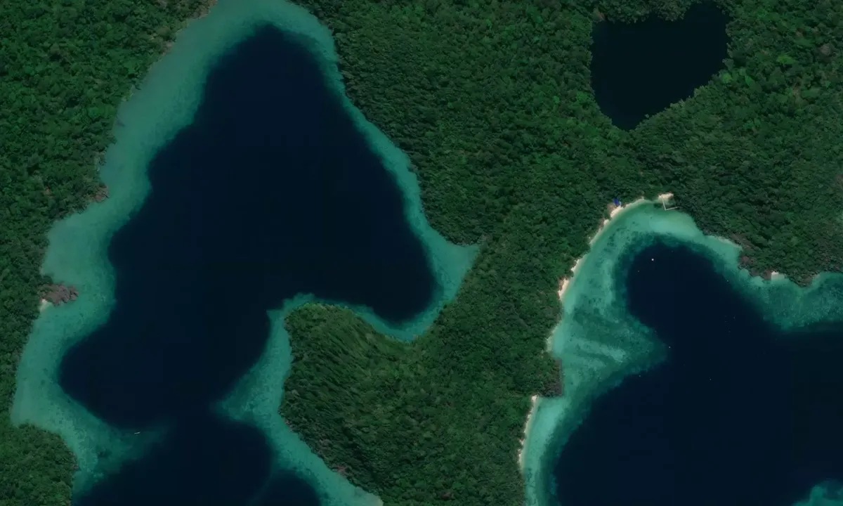 Satelite image of Blue Lagoon Labengki